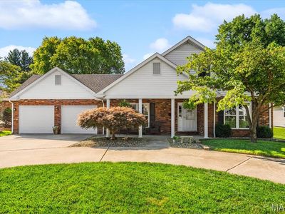 40 Pebble Hill Dr