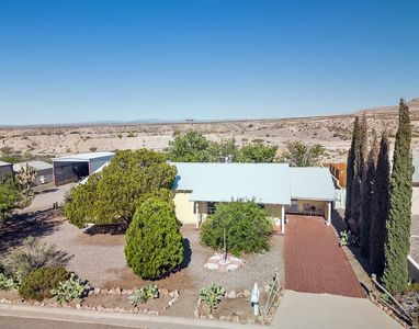 Property at 702 Sierra Vista Dr, Truth Or Consequences, NM