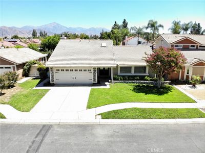 1210 Country Pl