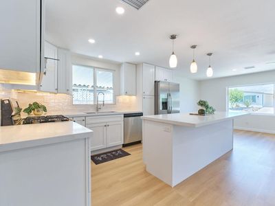 38917 Moronga Canyon Dr