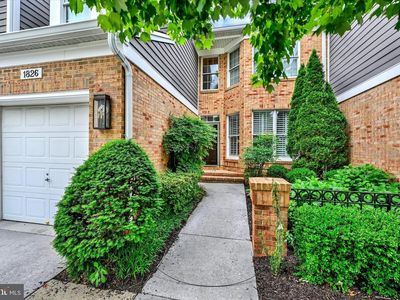 1826 Courtyard Cir #1826