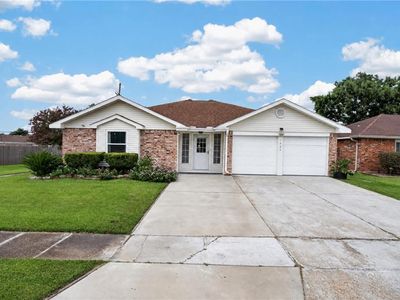 Property at 1924 Hampton Dr, Harvey, LA