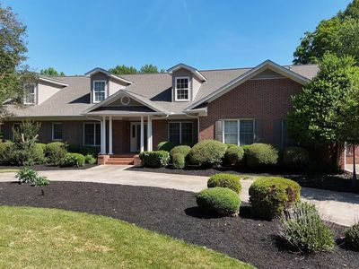 112 Linkside Dr