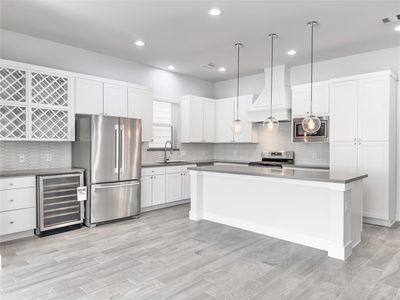 1602 Westside Gardens Ln