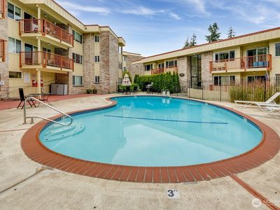 335 Heather Road #202