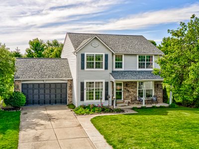 6768 Lexington Cir