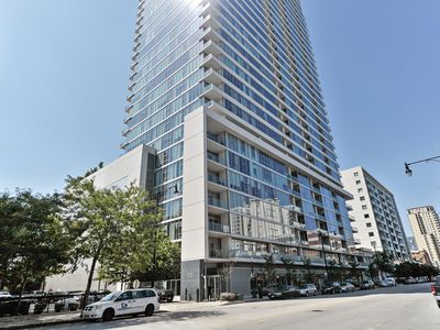 1720 S Michigan Ave APT 1601