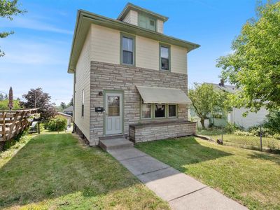 Property at 1010 E 9th St, Duluth, MN