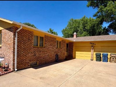 Property at 4504 Foothill Dr, Hutchinson, KS