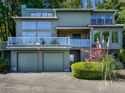 4210 Brant Circle
