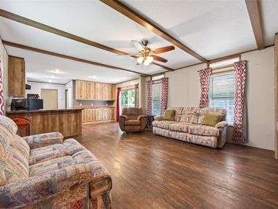 302 Philip St
