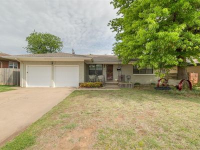 3221 NW 67th St