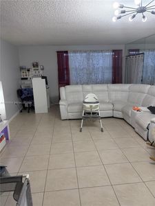 571 NW 107th Ave APT 205