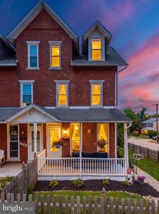 467 Church St