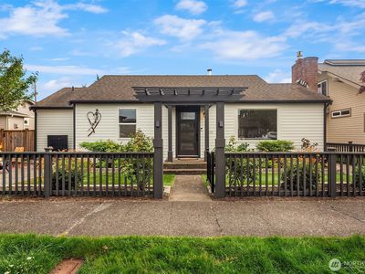 618 Alder Street