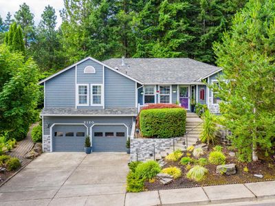 2120 Woodhaven Ct NW