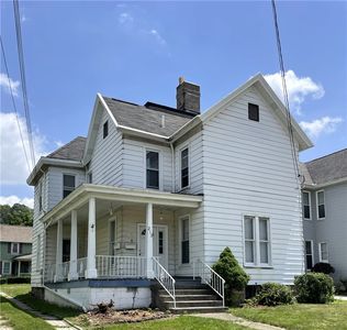 213 S Central Ave