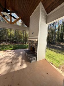 89 Huntington Dr