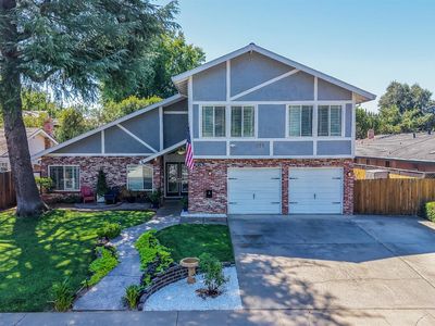 9776 Mira Del Rio Dr