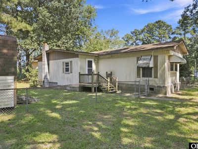 102 Wedgewood Dr