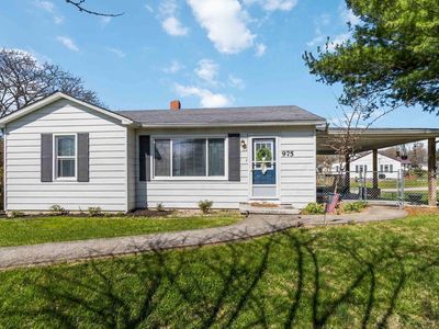 975 Big Hill Rd