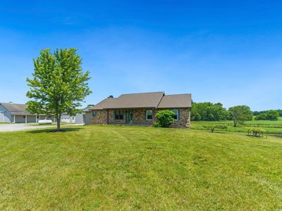 2150 N Us Highway 33