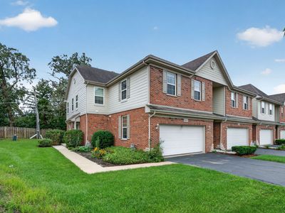 10S447 Carrington Cir