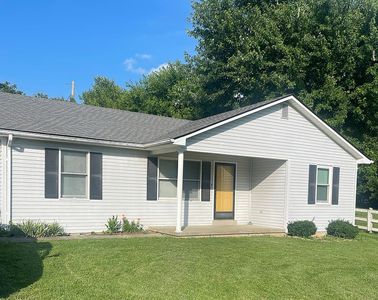 1124 Mike St