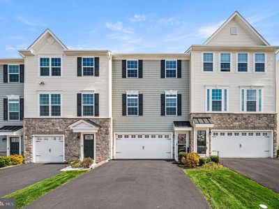 135 Arbor Blvd
