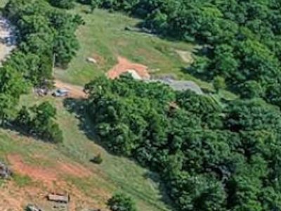 Property at 16121 Roland Dr, Jones, OK