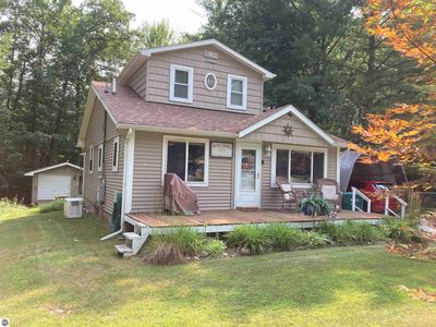 3548 Lakeside Dr