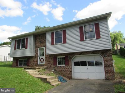 176 Creekside Dr