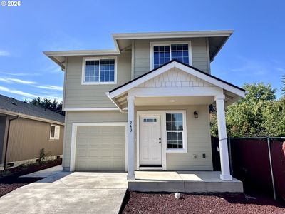 243 La Casa St