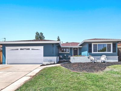 4028 Drake Way