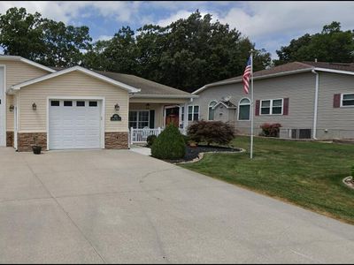 63 Gardens View Dr