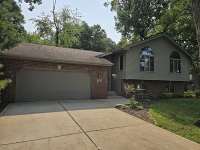 Property at 8647 Magnolia St, Saint John, IN