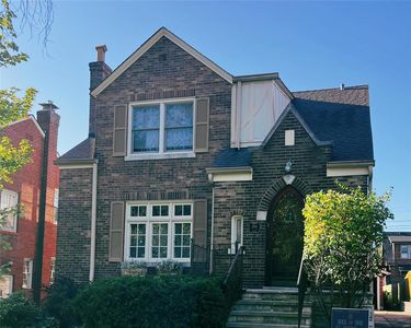 7466 Stanford Ave