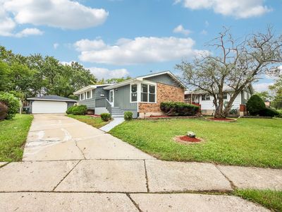 3424 Hickory Ln