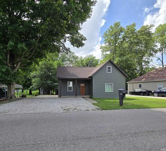 7319 Main St