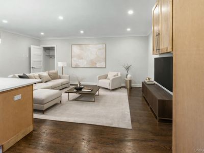 1133 Midland Avenue #3D