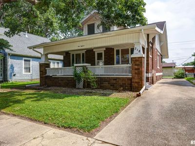 318 E Poplar St