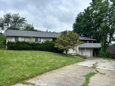 805 Northcrest Pl