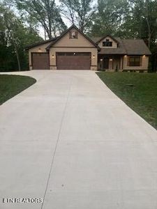 701 Westchester Dr