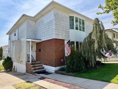10 Twombly Ave