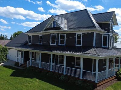 290 Main St NE
