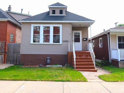13223 S Buffalo Ave