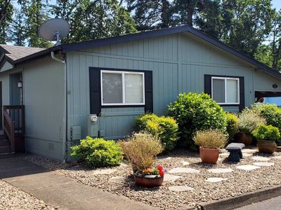 1282 E 3rd St #9