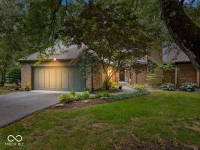8550 Tree Top Dr