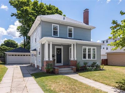15 Modena Ave