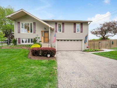 26 Washtenaw Ln